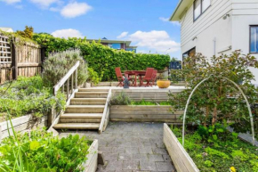 Coastal Retreat Unit close to Beach